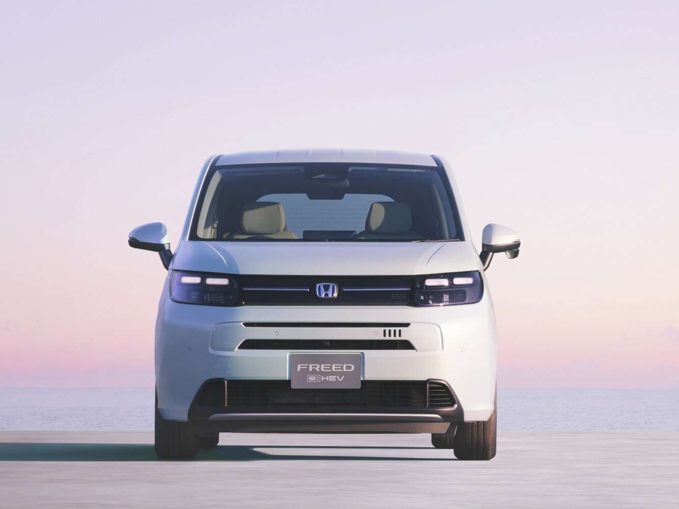 Honda Freed EX — Фотографии комплектации 2