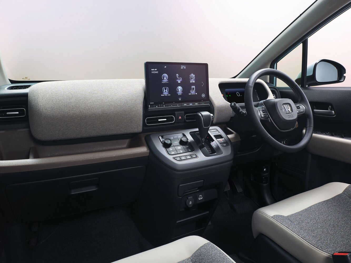 Honda Freed EX — Фотографии комплектации 4