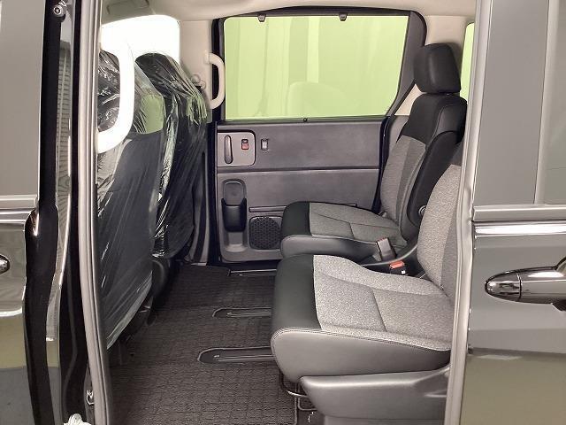 Honda Freed EX — Фотографии автомобиля 40