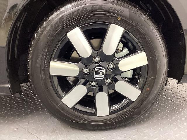 Honda Freed EX — Фотографии автомобиля 45