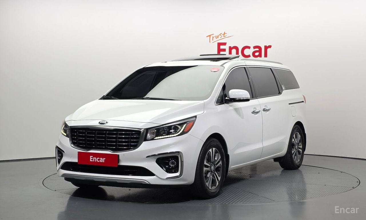 Kia Carnival 9 Luxury