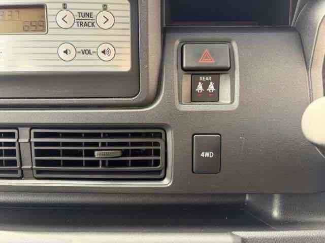 Daihatsu DX — Фотографии автомобиля 19