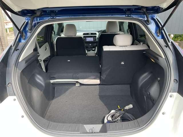 Nissan Leaf X 10 — Фотографии автомобиля 24