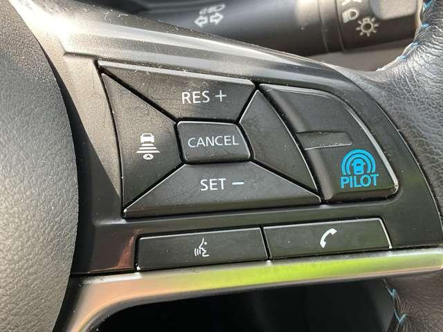 Nissan Leaf X 10 — Фотографии автомобиля 10