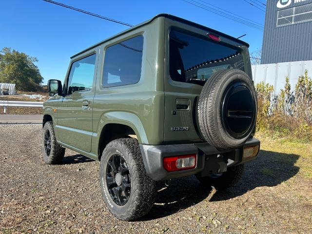 Suzuki Jimny XL — Фотографии автомобиля 17