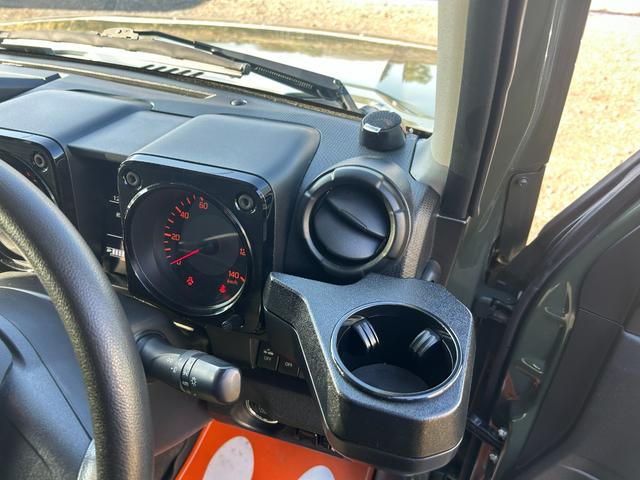 Suzuki Jimny XL — Фотографии автомобиля 21