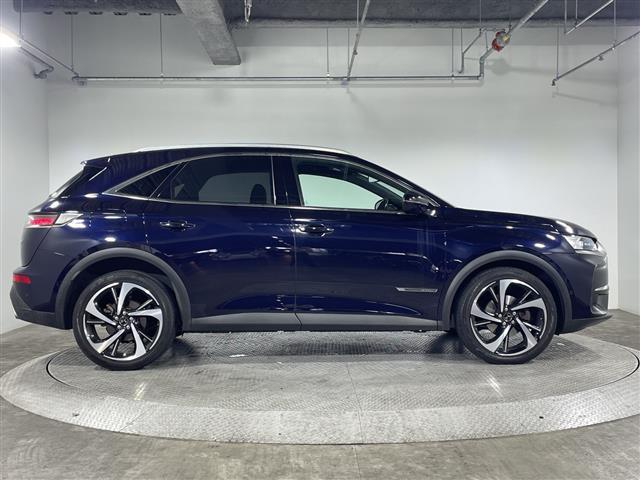 DS Automobiles HDi — Фотографии автомобиля 3