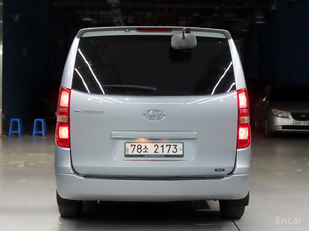 Hyundai Starex CVX Premium — Фотографии автомобиля 3