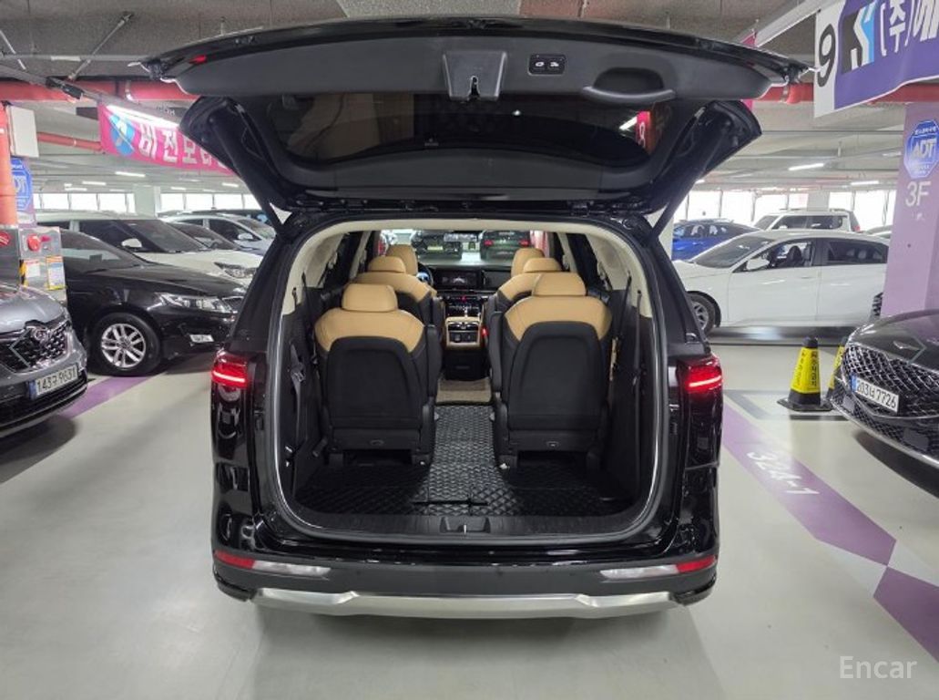 Kia Carnival Diesel 9 Signature — Фотографии автомобиля 5