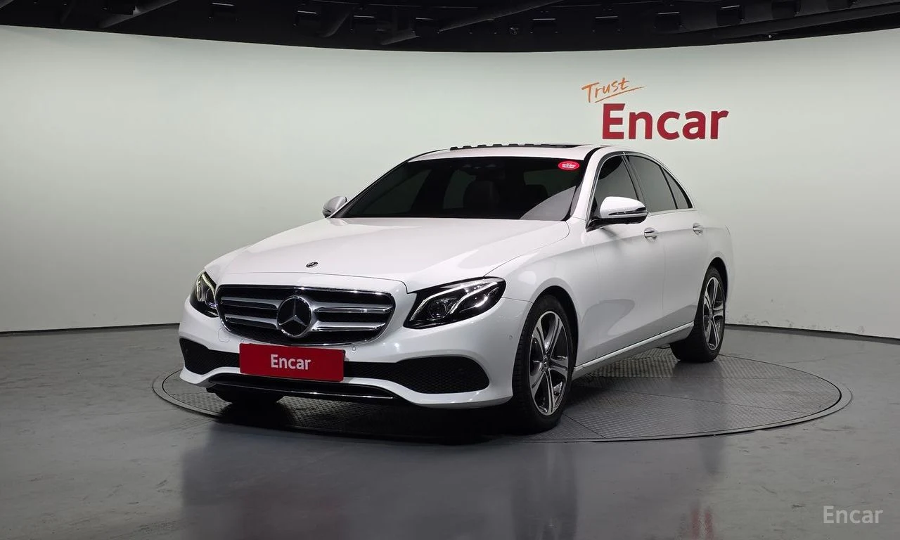 Mercedes-Benz E-Class E300
