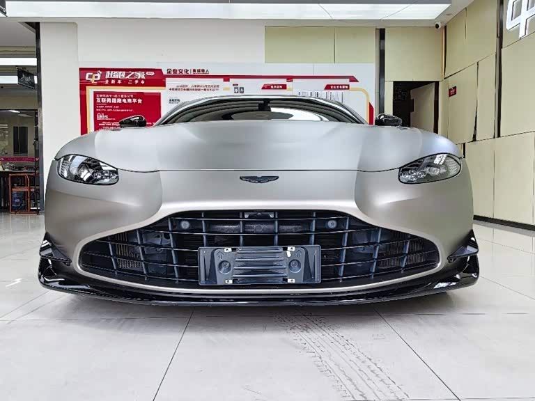 Aston Martin V8 Vantage 2020 4.0T V8 Coupe