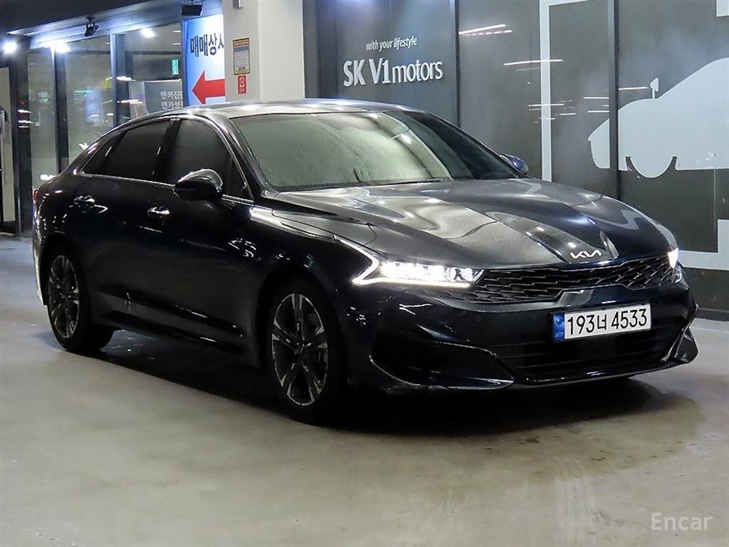 Kia K5 Signature