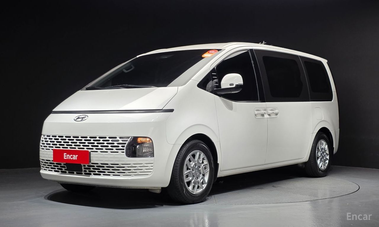 Hyundai Staria Modern