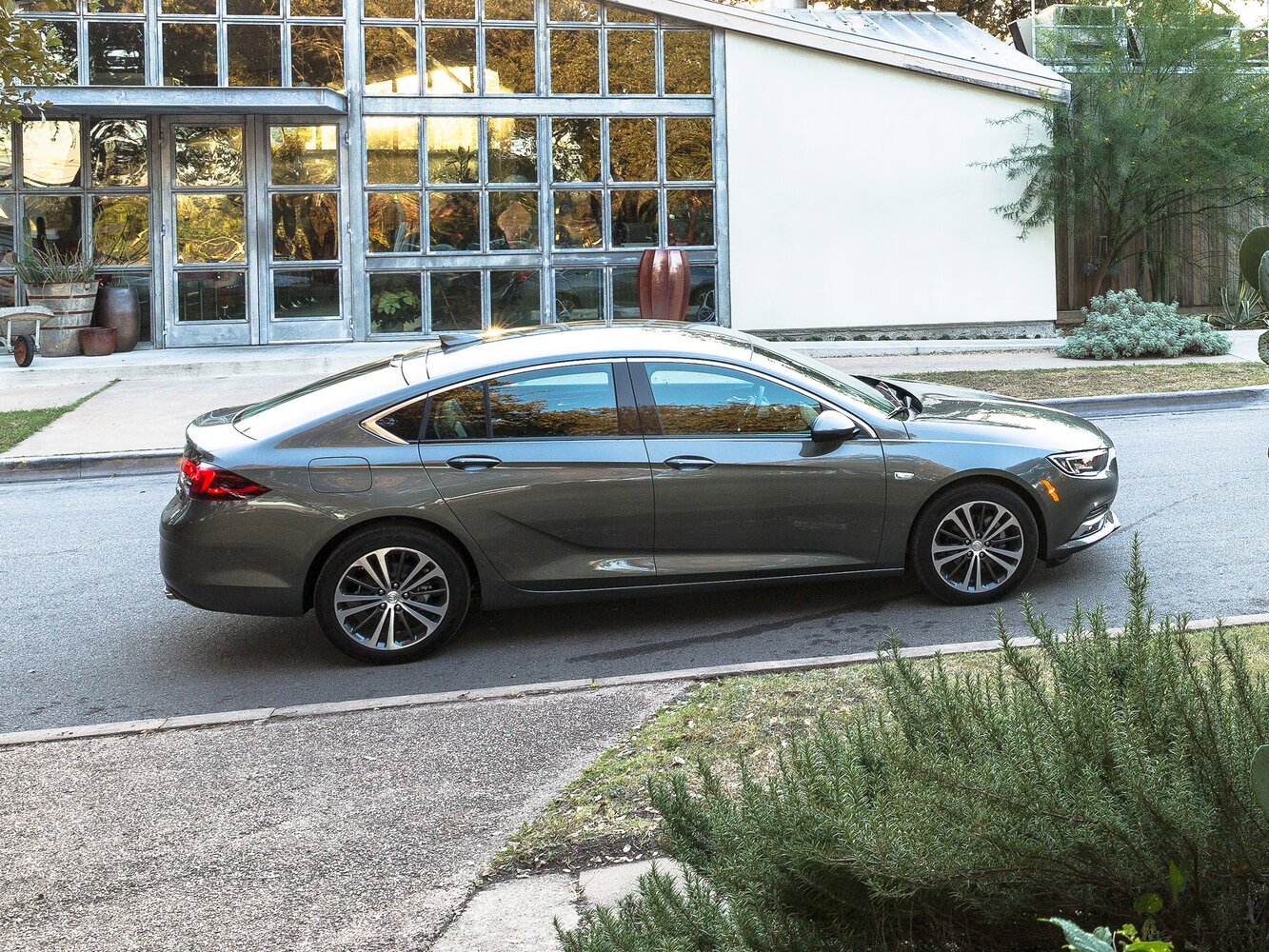 Buick Regal 2020 GS 28T Luxury — Фотографии комплектации 3