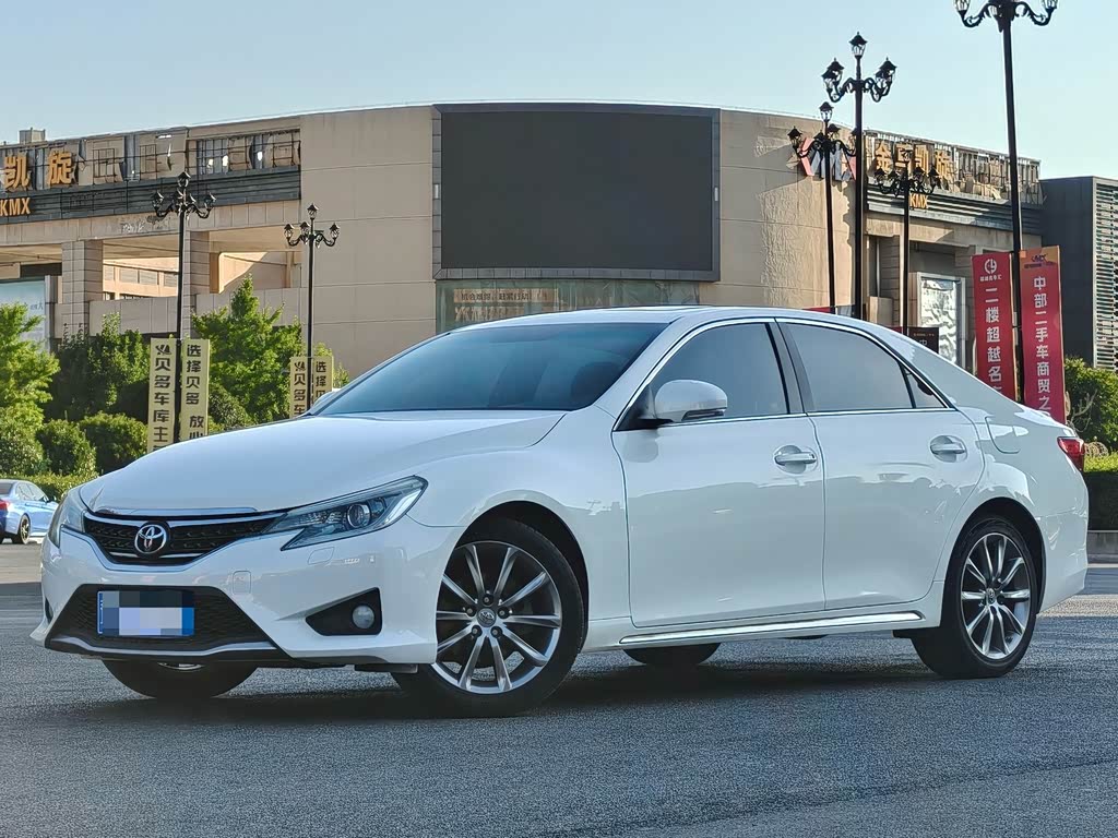 Toyota Reiz 2013 2.5V