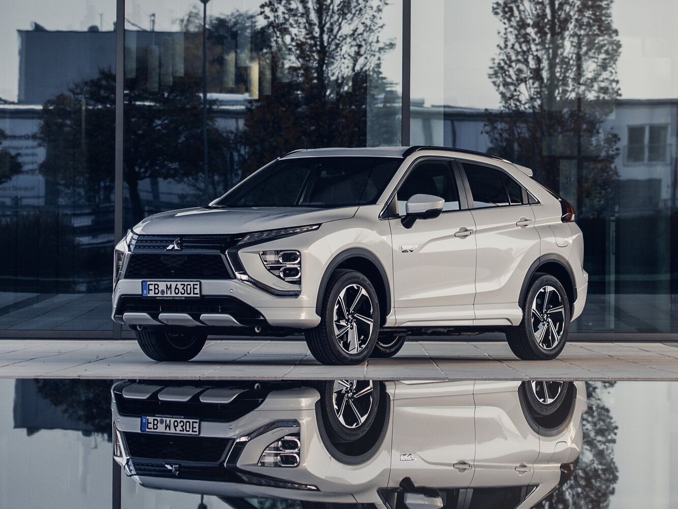 Mitsubishi Eclipse Cross — Фотографии комплектации 1