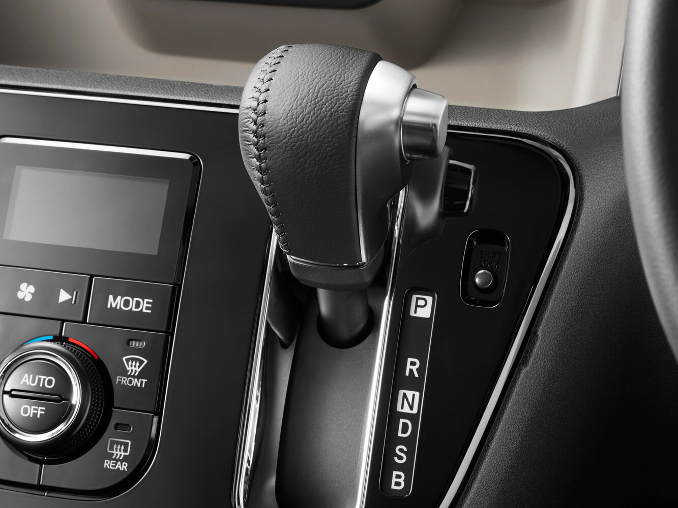 Toyota Passo X L Package — Фотографии комплектации 5