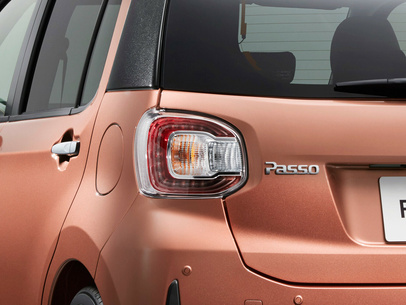 Toyota Passo X L Package — Фотографии комплектации 8