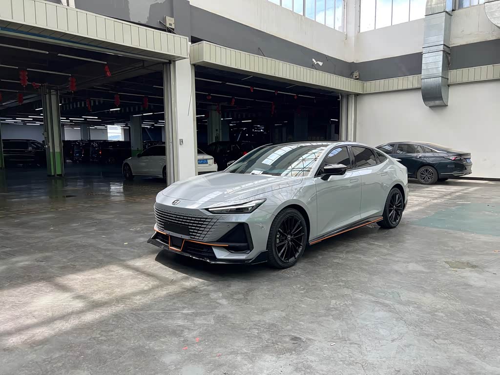 Changan UNI-V 2022 1.5T Sport