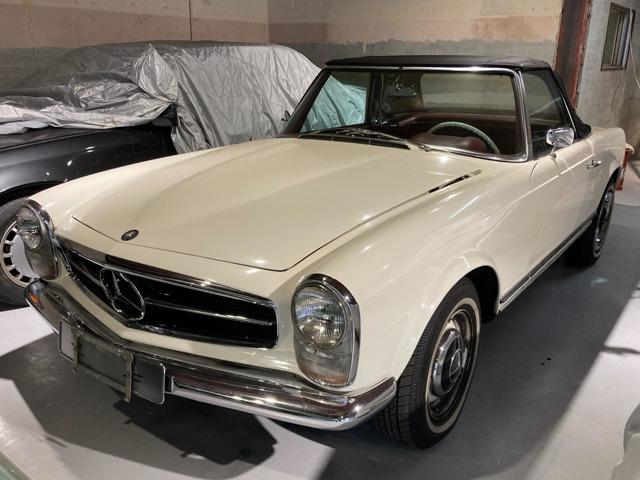 Mercedes-Benz 230SL