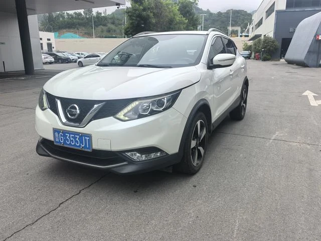 Nissan Qashqai 2017 2.0L CVT Smart V
