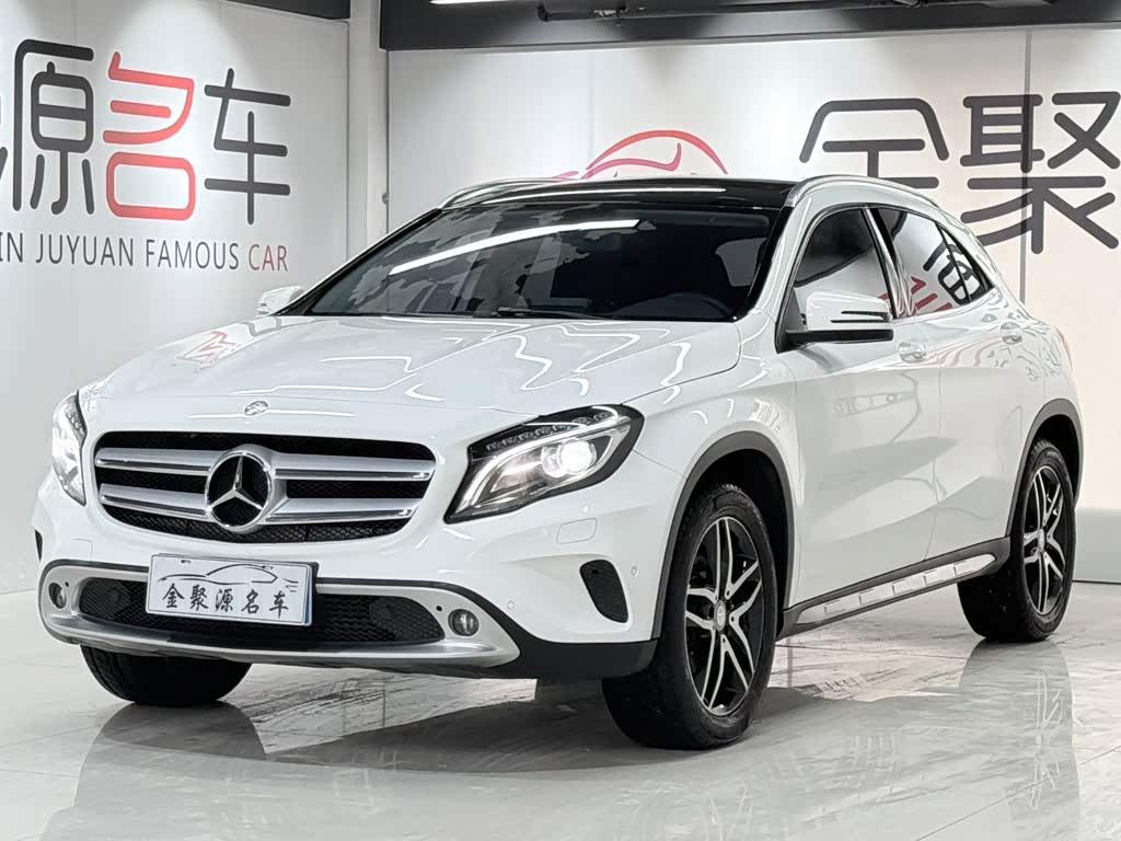 Mercedes-Benz GLA 2016 GLA 220 4MATIC Fashion