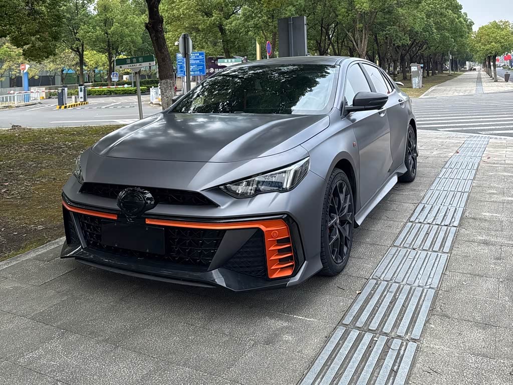 GAC Empow 2022 270T DCT J16 R-style