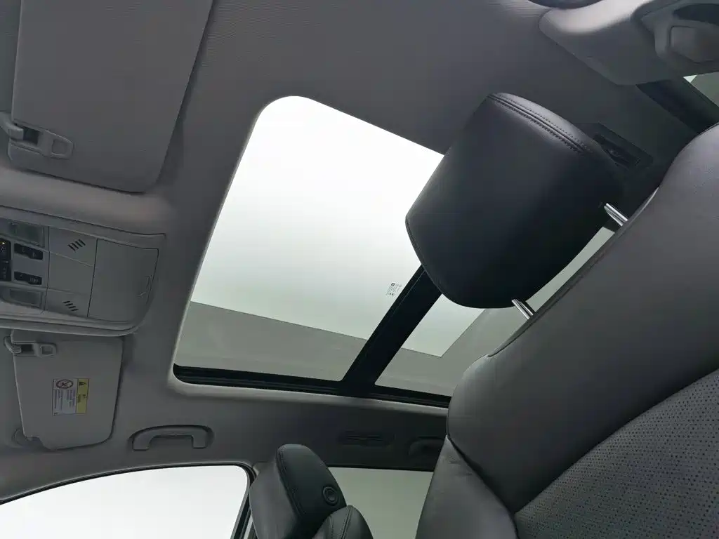 Buick Enclave 2020 28T 4WD Luxury — Фотографии автомобиля 14