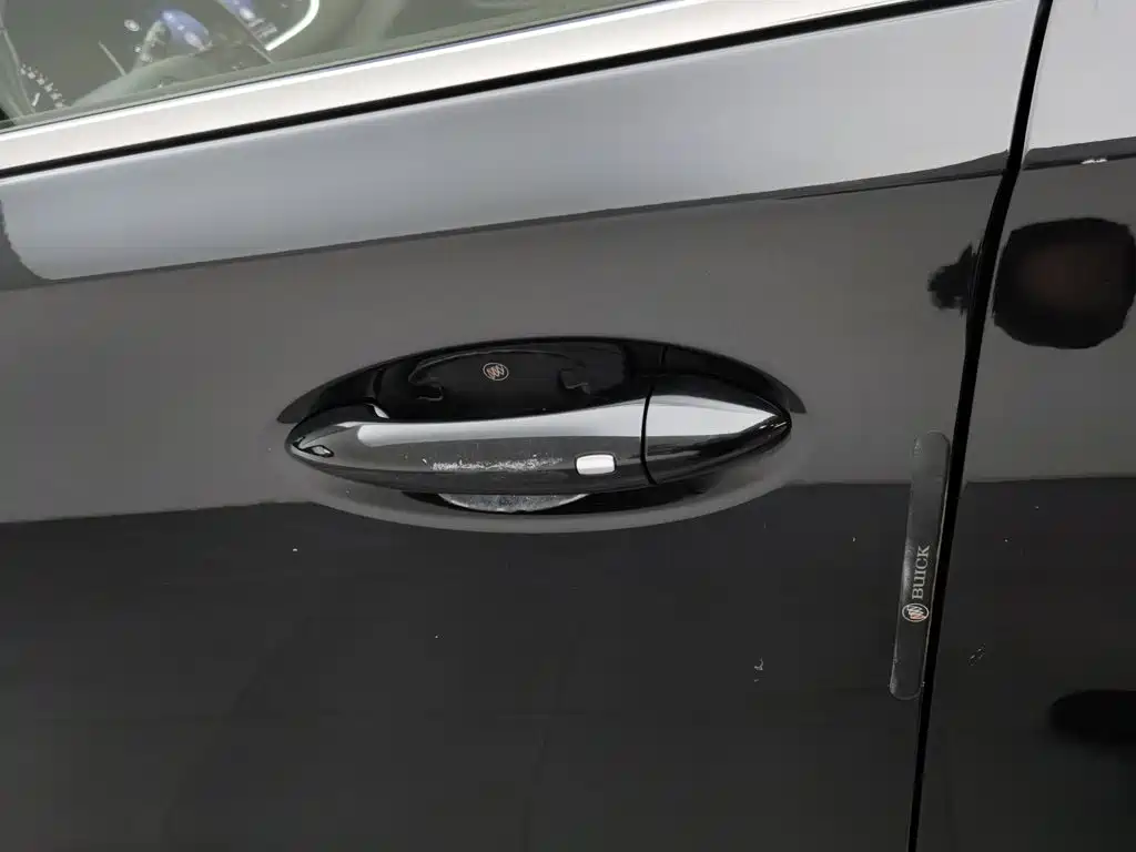 Buick Enclave 2020 28T 4WD Luxury — Фотографии автомобиля 18