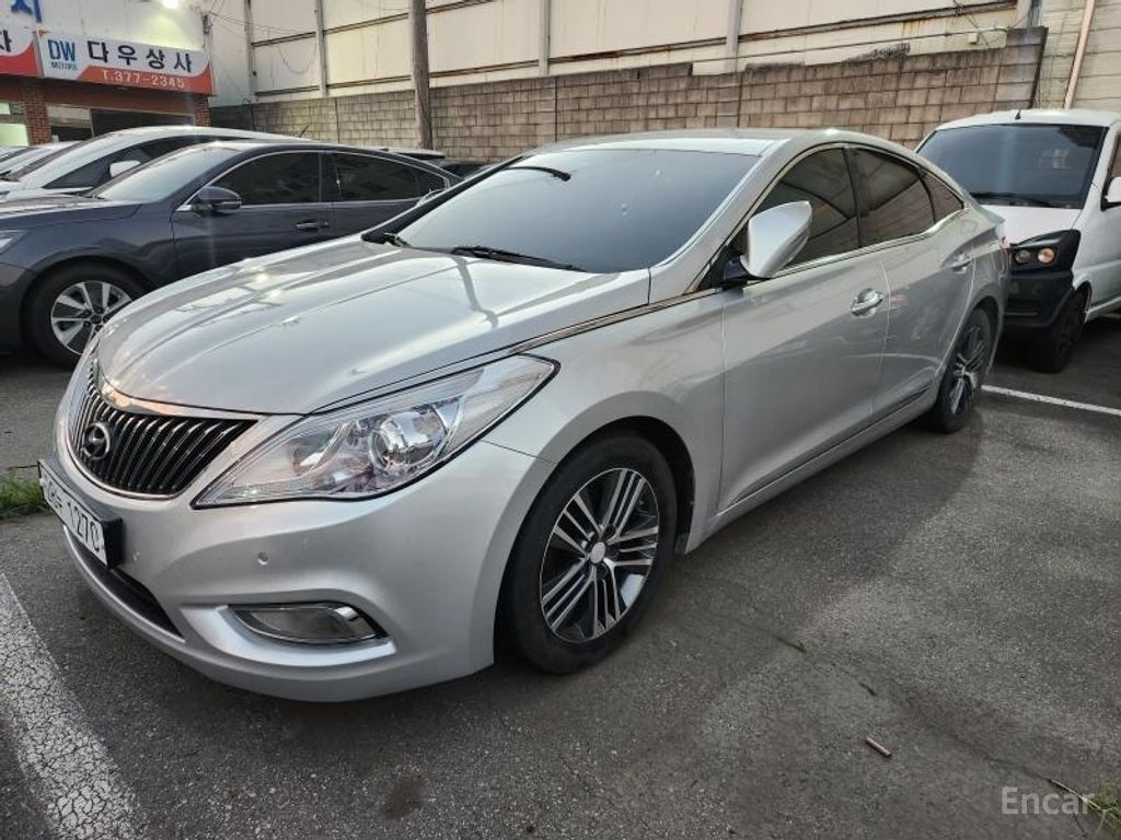 Hyundai Grandeur HG240 Modern