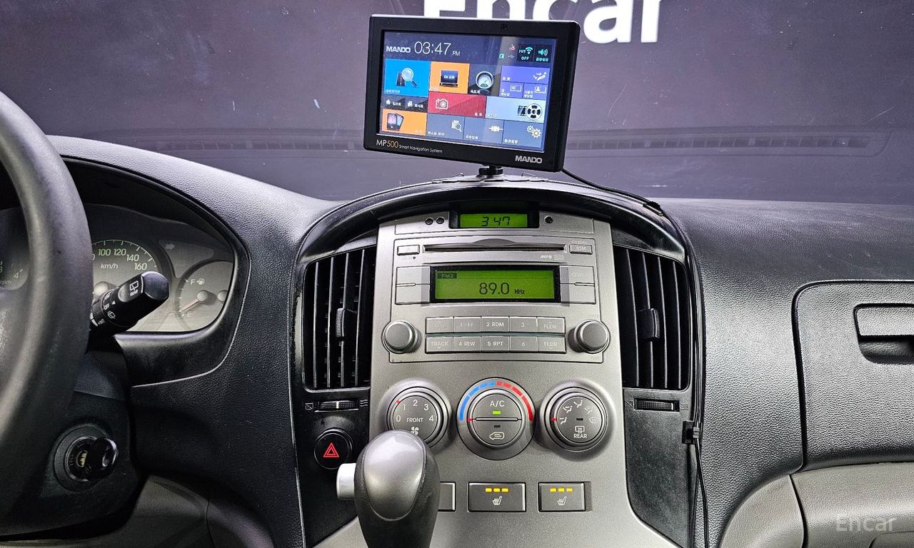 Hyundai Starex CVX Luxury — Фотографии автомобиля 14