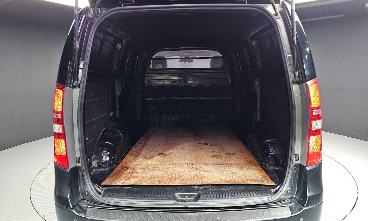 Hyundai Starex CVX Luxury — Фотографии автомобиля 20