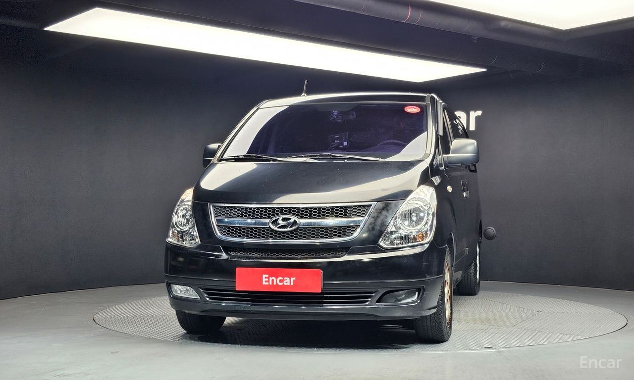 Hyundai Starex CVX Luxury — Фотографии автомобиля 3