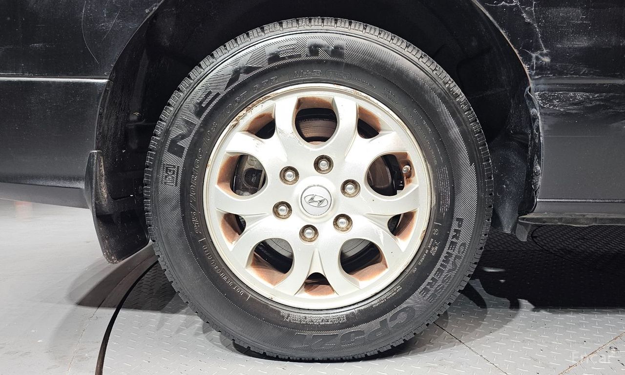 Hyundai Starex CVX Luxury — Фотографии автомобиля 5