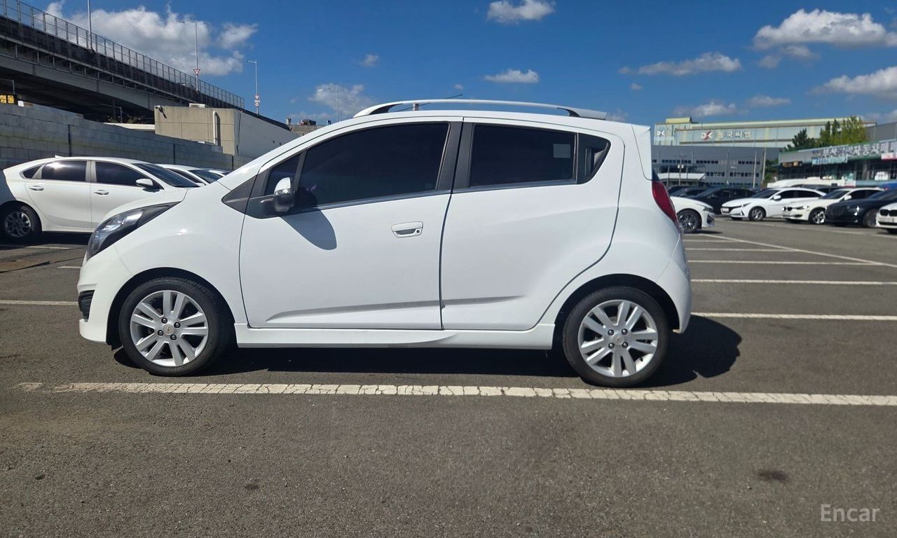 Chevrolet Spark Base — Фотографии автомобиля 3