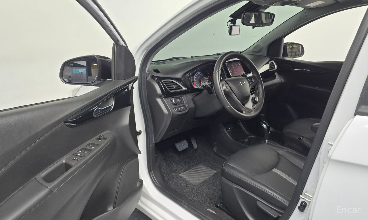 Chevrolet Spark — Фотографии автомобиля 11