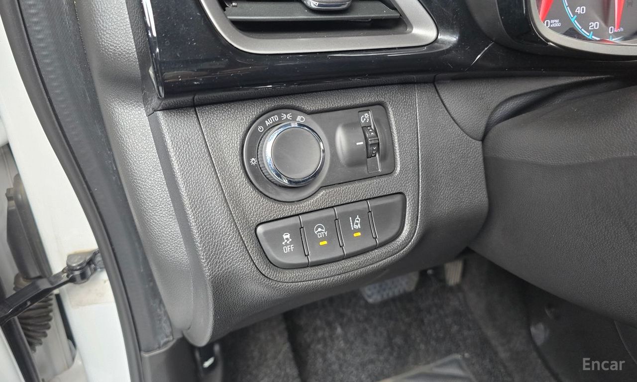 Chevrolet Spark — Фотографии автомобиля 30