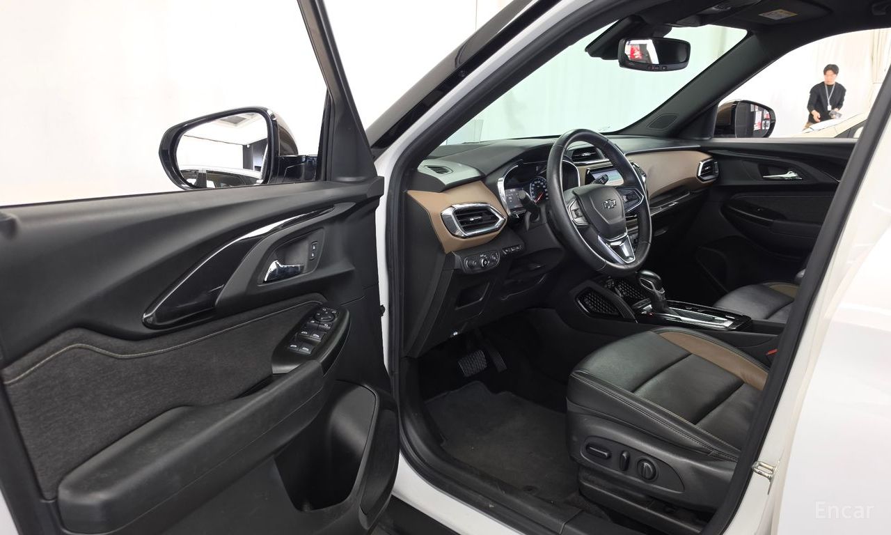 Chevrolet TrailBlazer 1.3 Turbo 2WD — Фотографии автомобиля 10