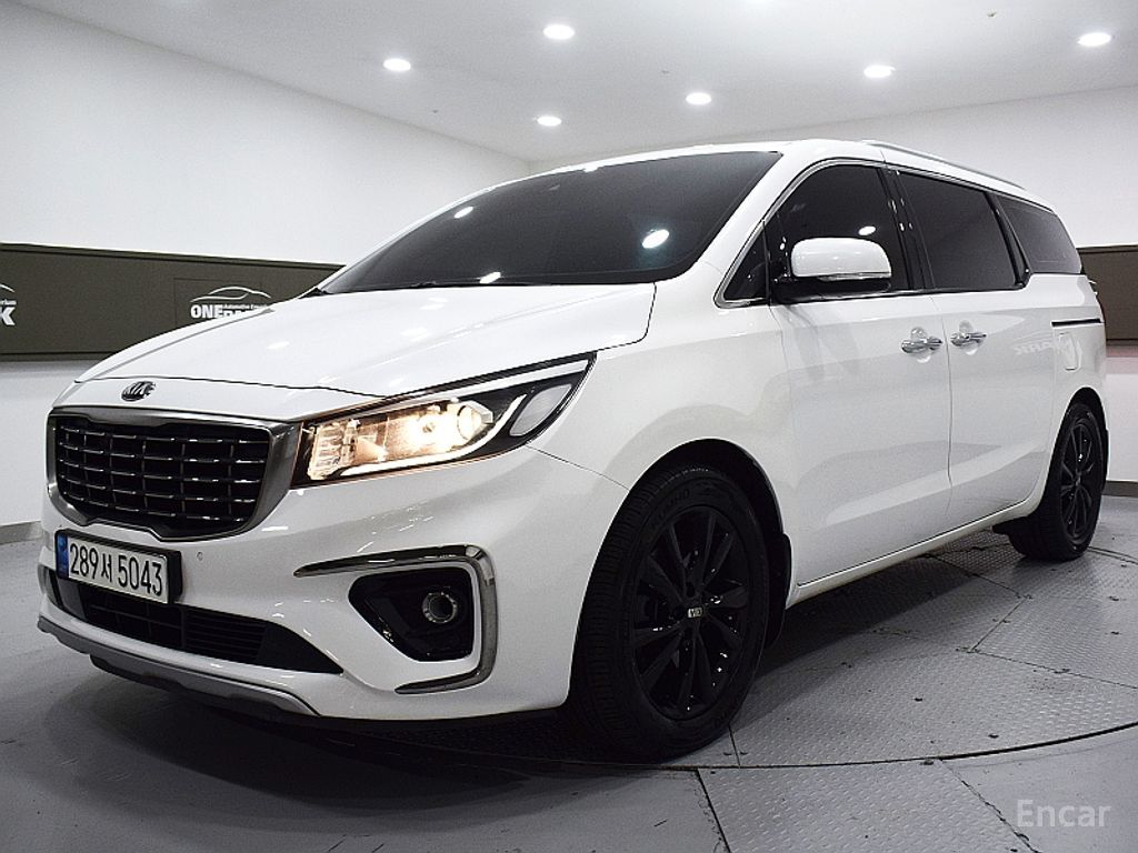 Kia Carnival 9 Prestige