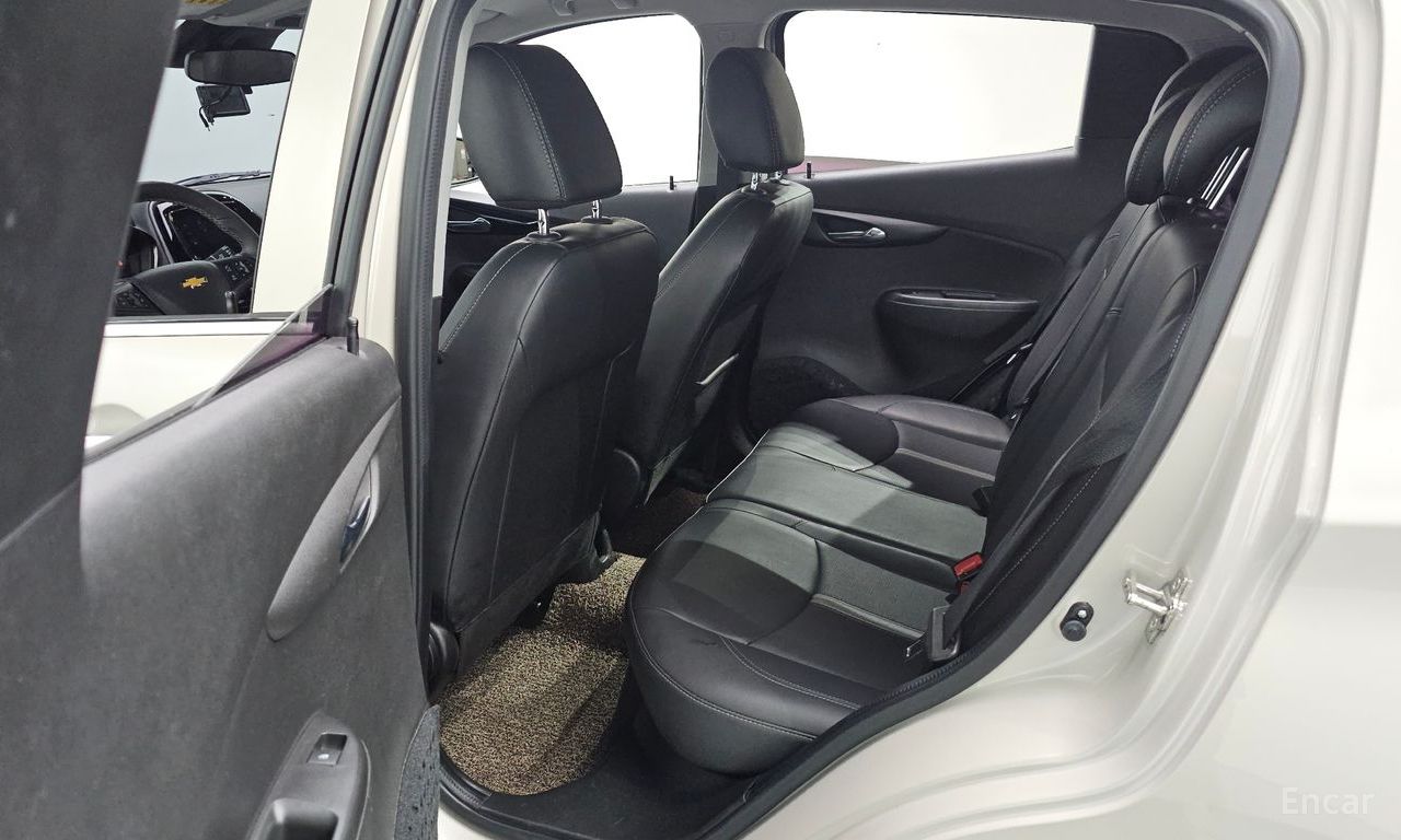 Chevrolet Spark — Фотографии автомобиля 11