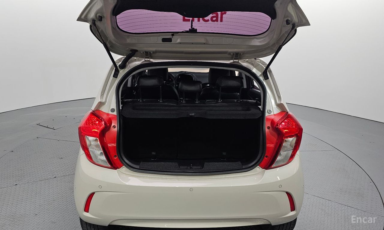 Chevrolet Spark — Фотографии автомобиля 40