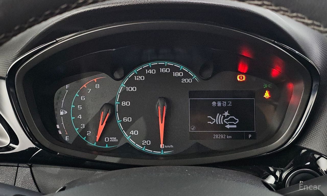 Chevrolet Spark — Фотографии автомобиля 8