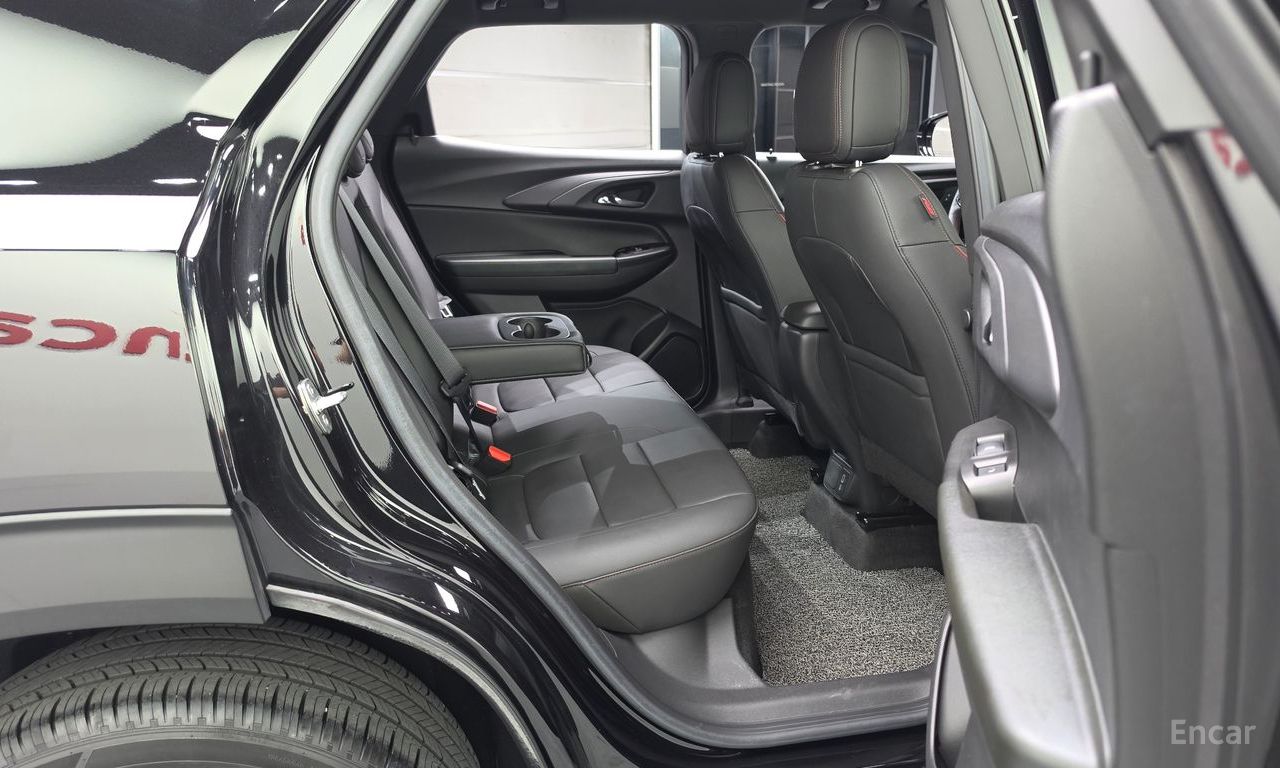 Chevrolet TrailBlazer RS — Фотографии автомобиля 11
