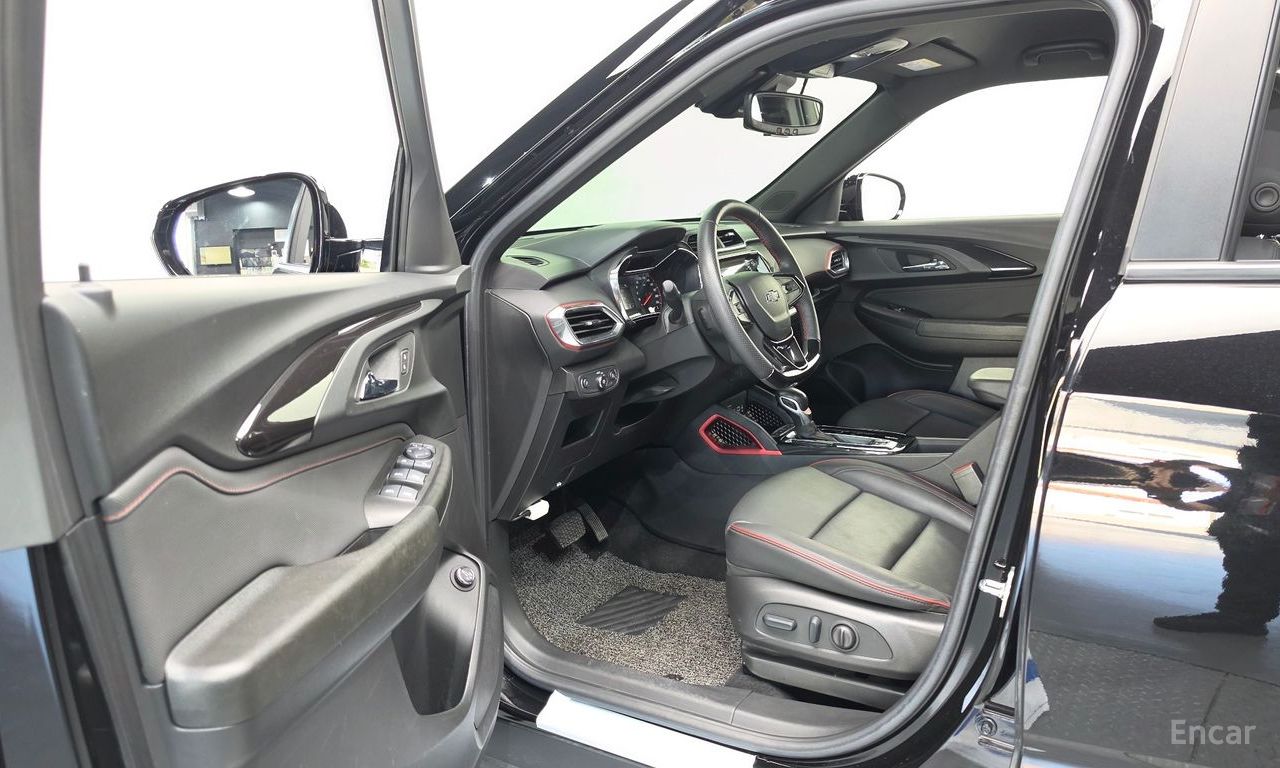 Chevrolet TrailBlazer RS — Фотографии автомобиля 17