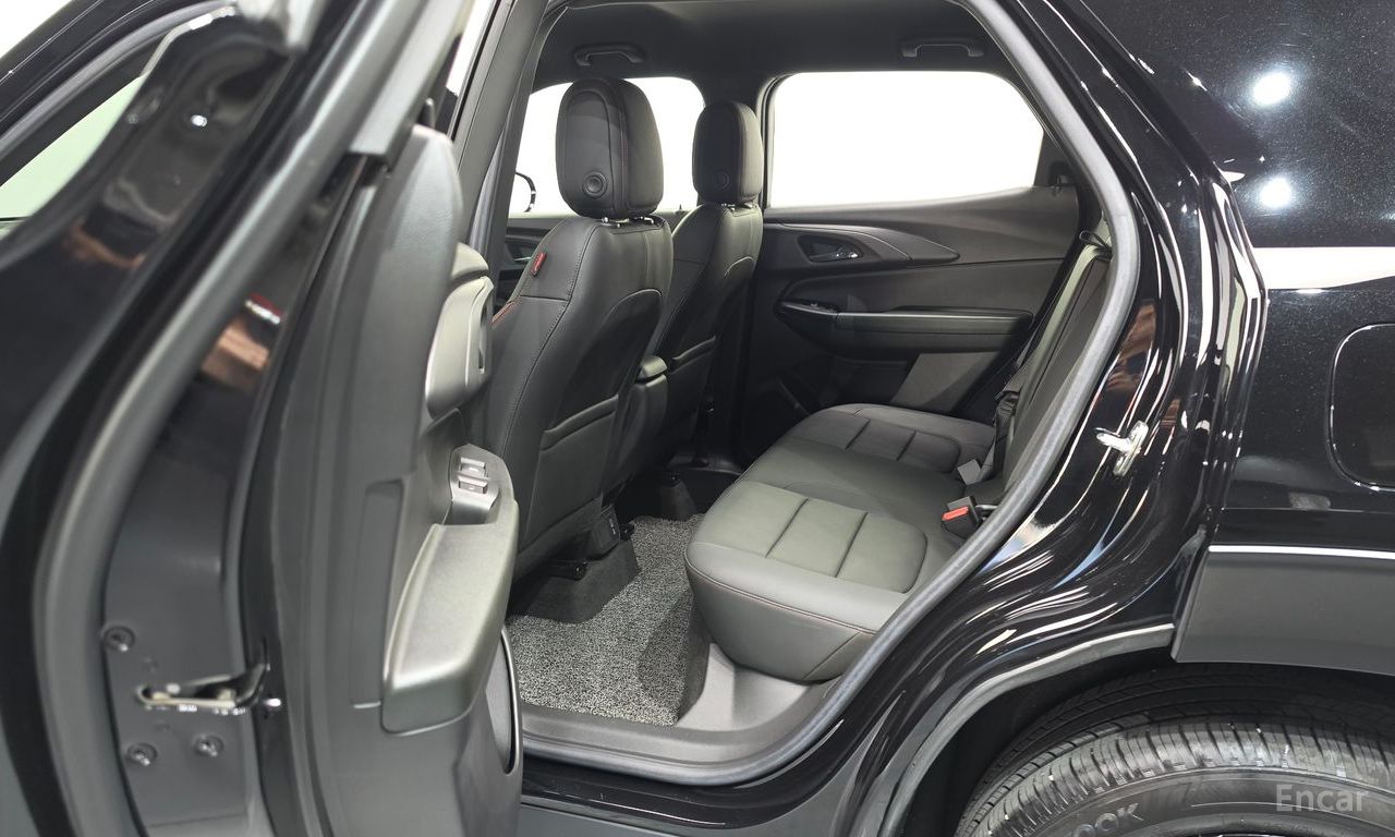 Chevrolet TrailBlazer RS — Фотографии автомобиля 7