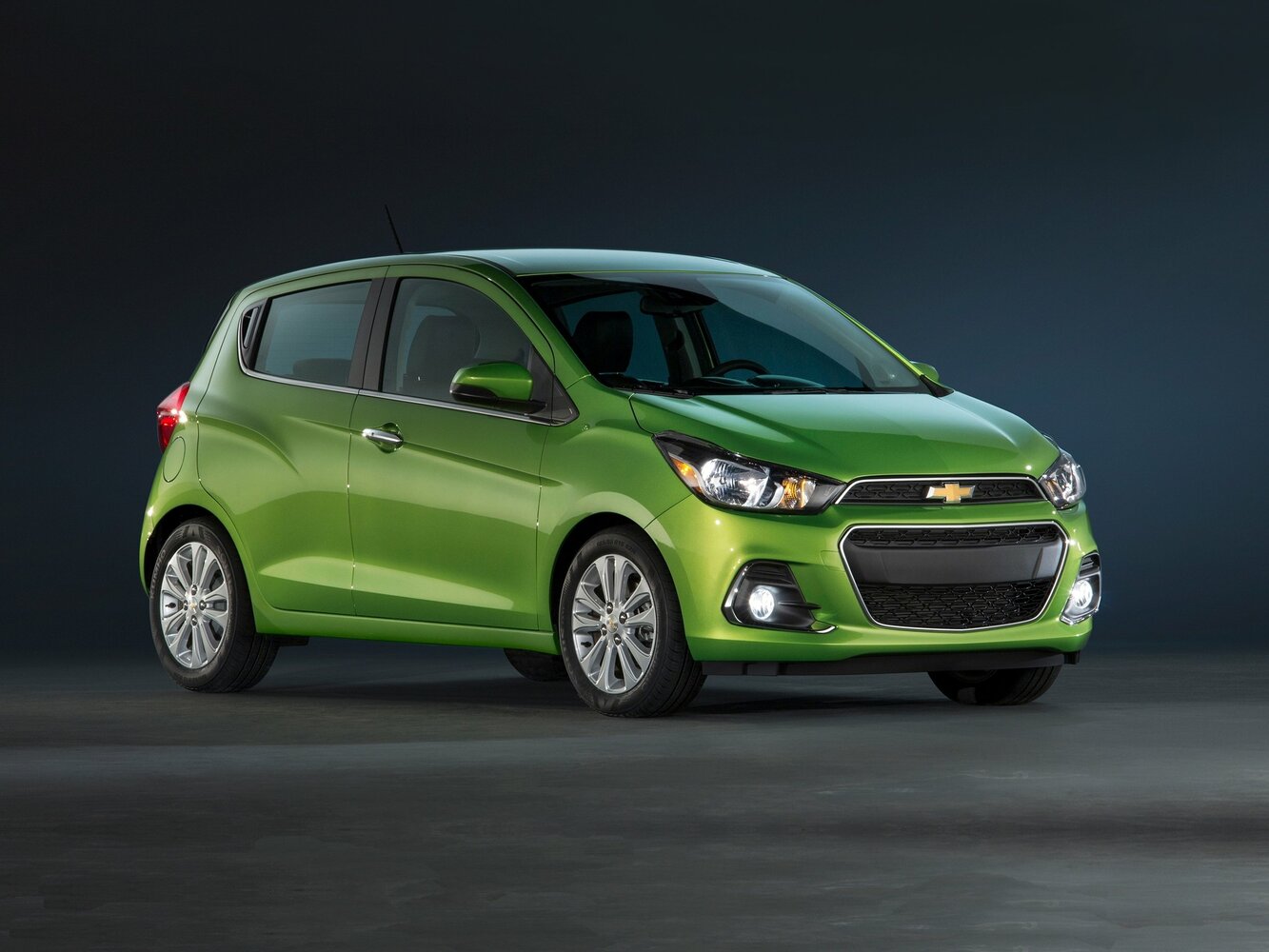 Chevrolet Spark Plus — Фотографии комплектации 1
