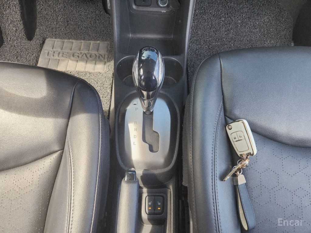 Chevrolet Spark Plus — Фотографии автомобиля 16