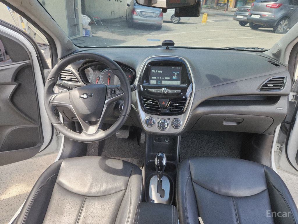 Chevrolet Spark Plus — Фотографии автомобиля 7