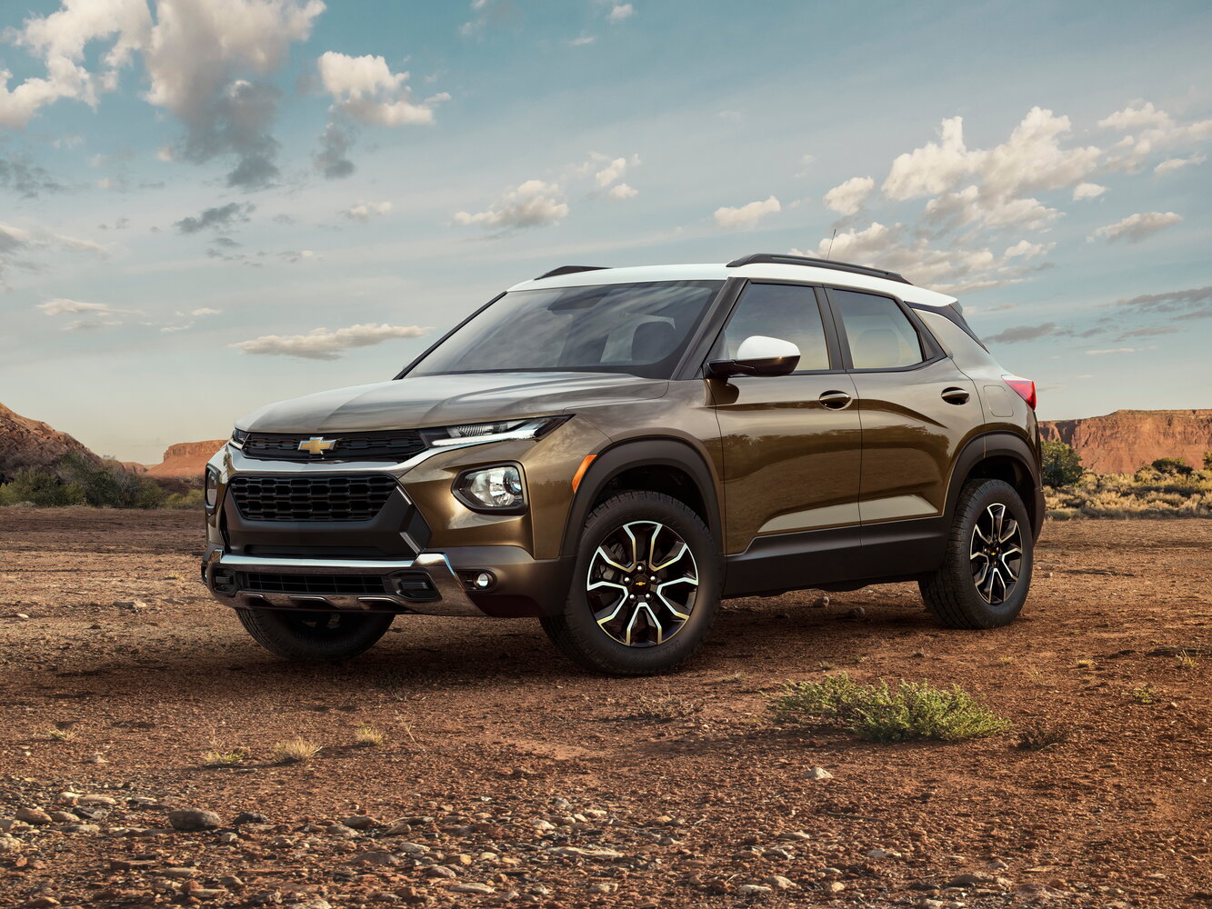 Chevrolet TrailBlazer 1.3 Turbo 2WD — Фотографии комплектации 1