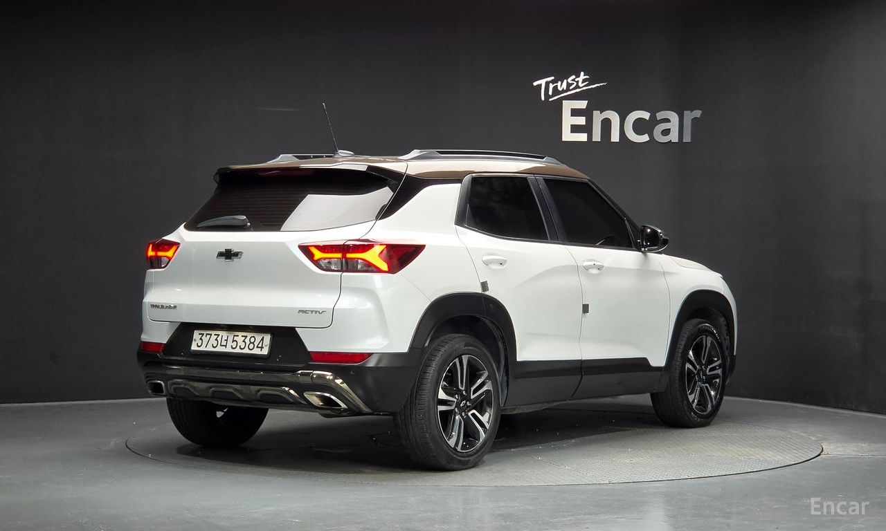Chevrolet TrailBlazer 1.3 Turbo 2WD — Фотографии автомобиля 2